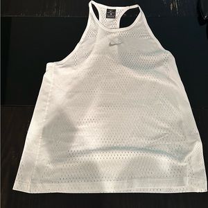 Women’s Nike Aeroswift Tank, size M